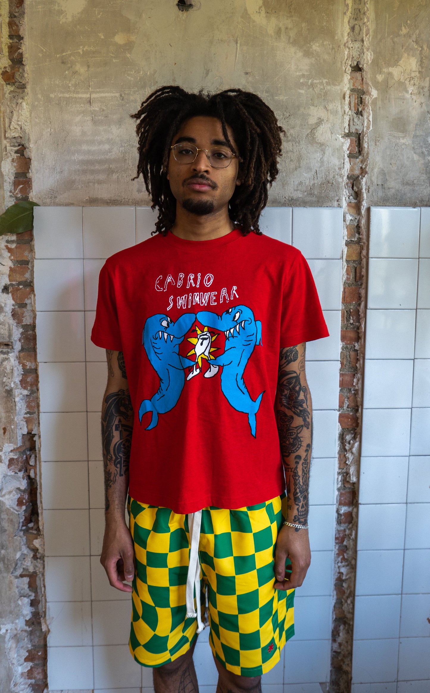 Cabrio Sharks Tee Red - look