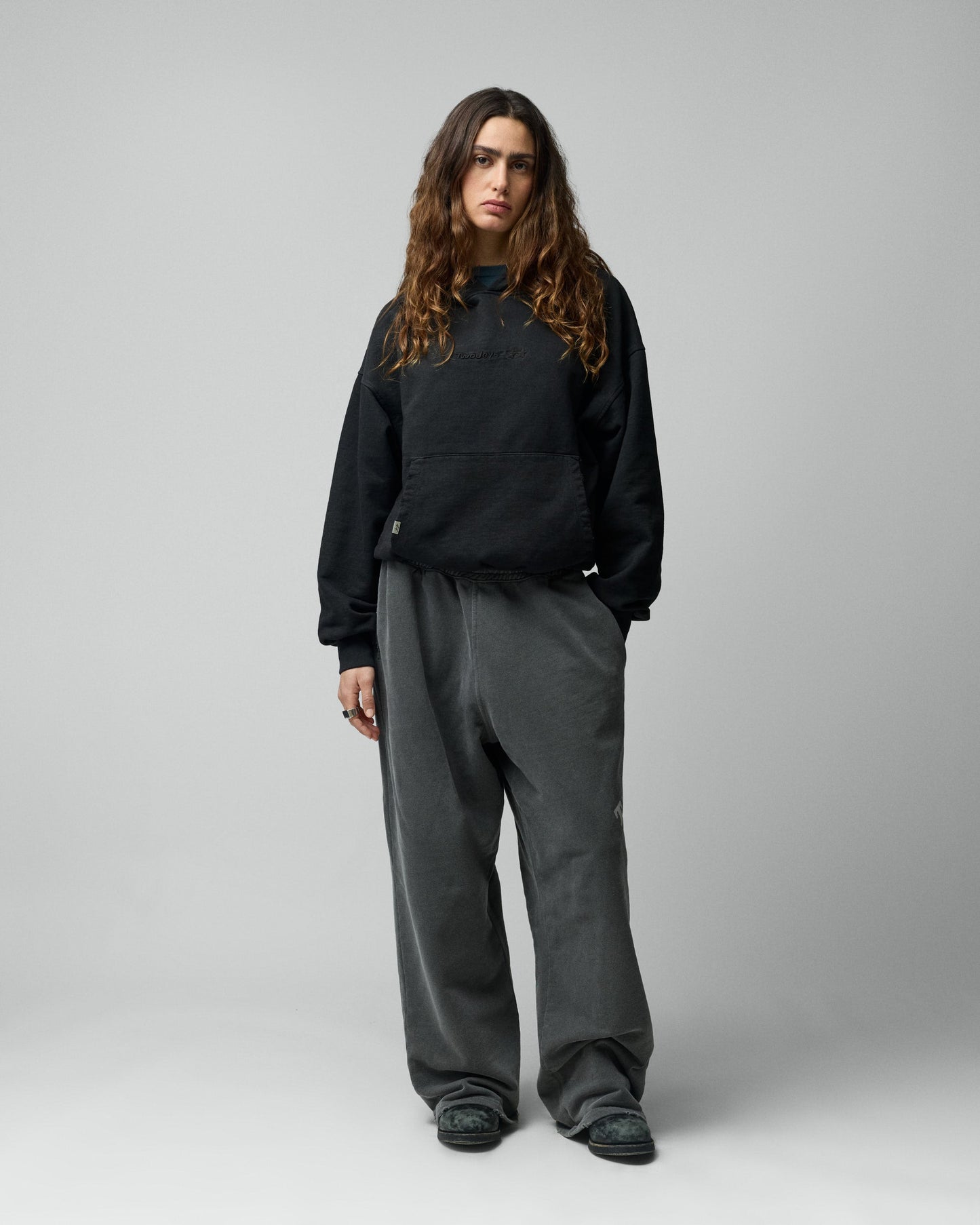 TwoJeys Icon Hoodie Outer Black