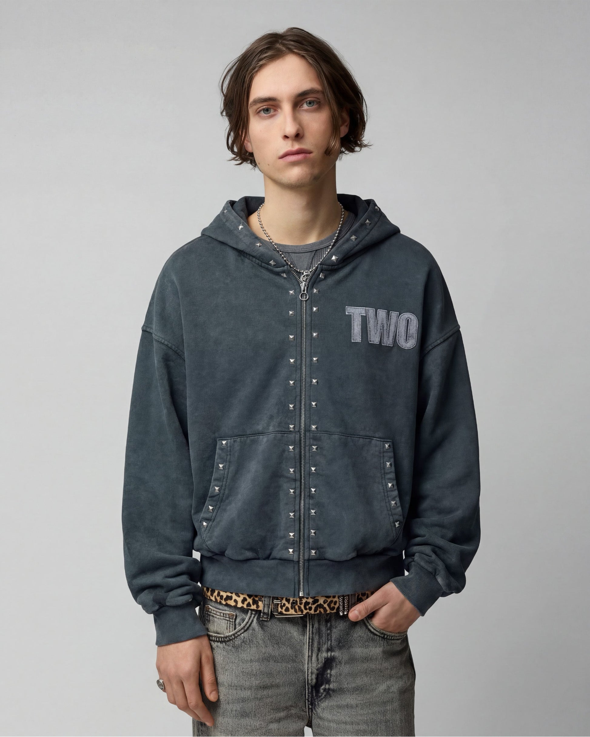 TwoJeys Studded Zipper Black