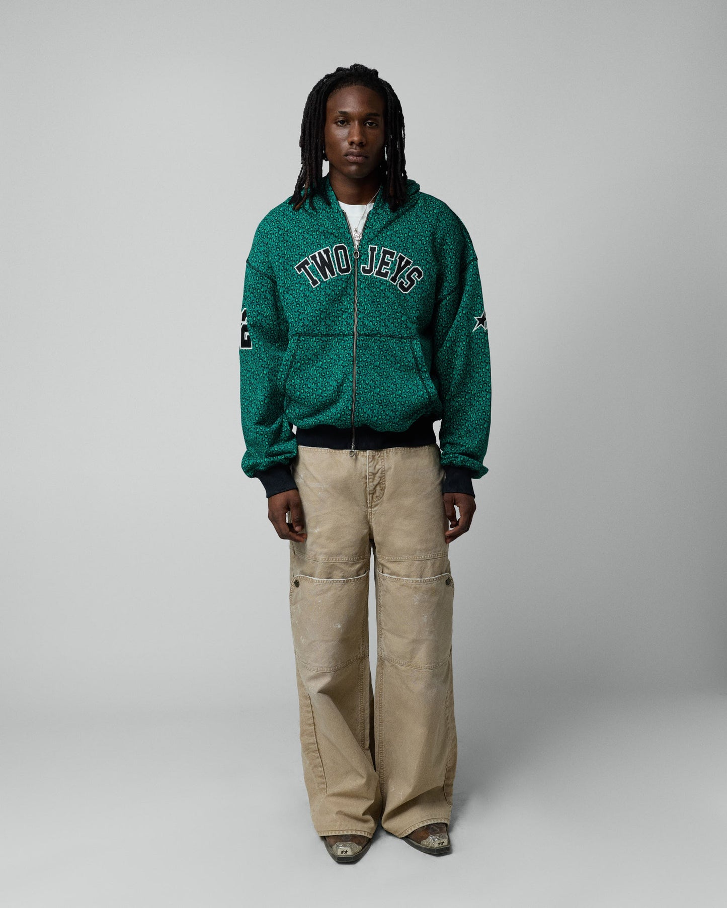 TwoJeys Vintage Varsity Zipper Green Cheetah