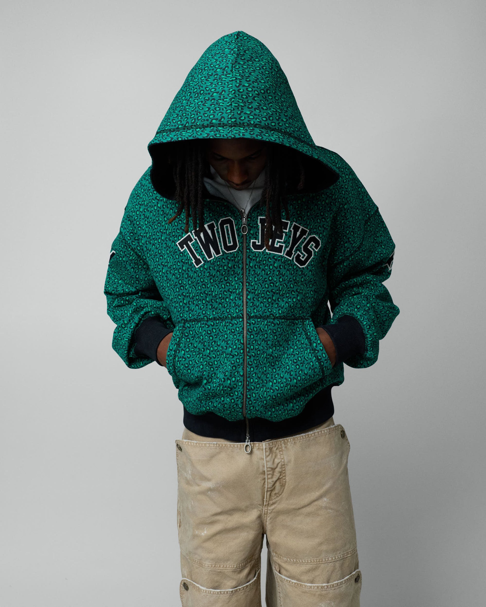 TwoJeys Vintage Varsity Zipper Green Cheetah