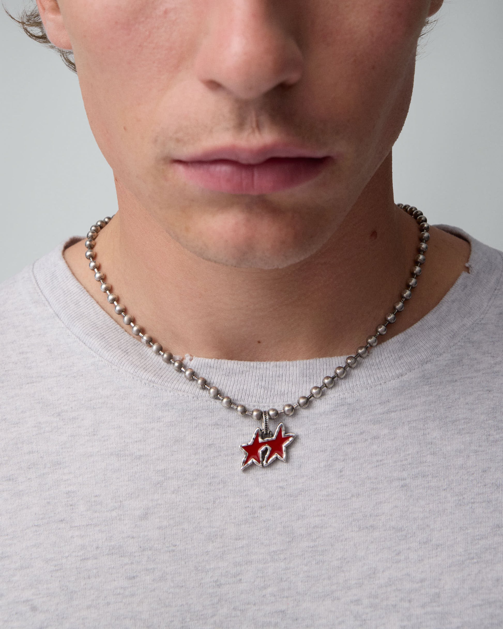TwoJeys Red Melted Stars Ball Necklace